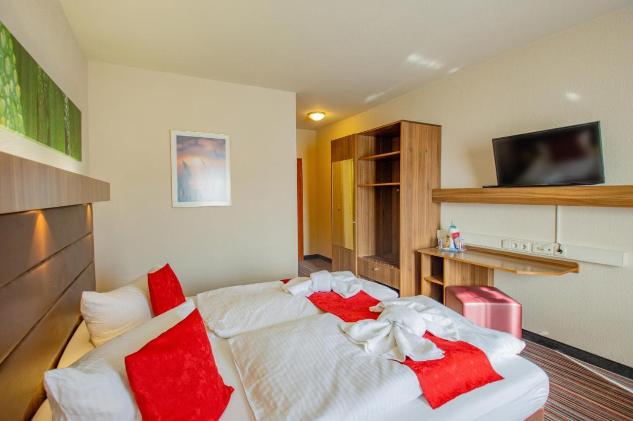 Seehotel Brandenburg An Der Havel Brielow Esterno foto