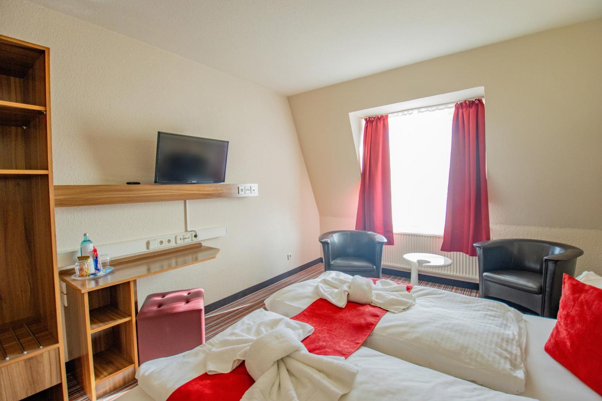 Seehotel Brandenburg An Der Havel Brielow Esterno foto