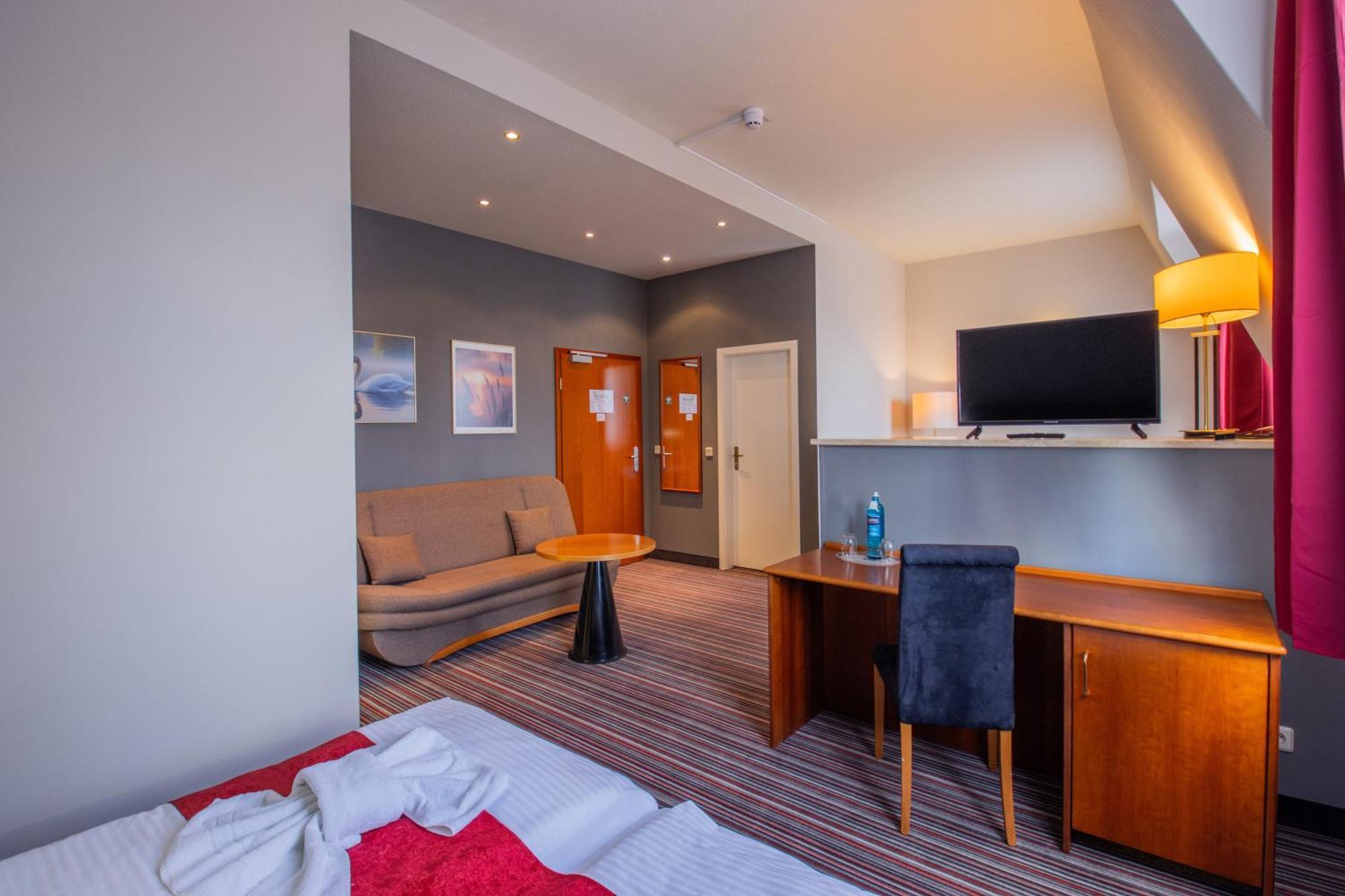 Seehotel Brandenburg An Der Havel Brielow Esterno foto