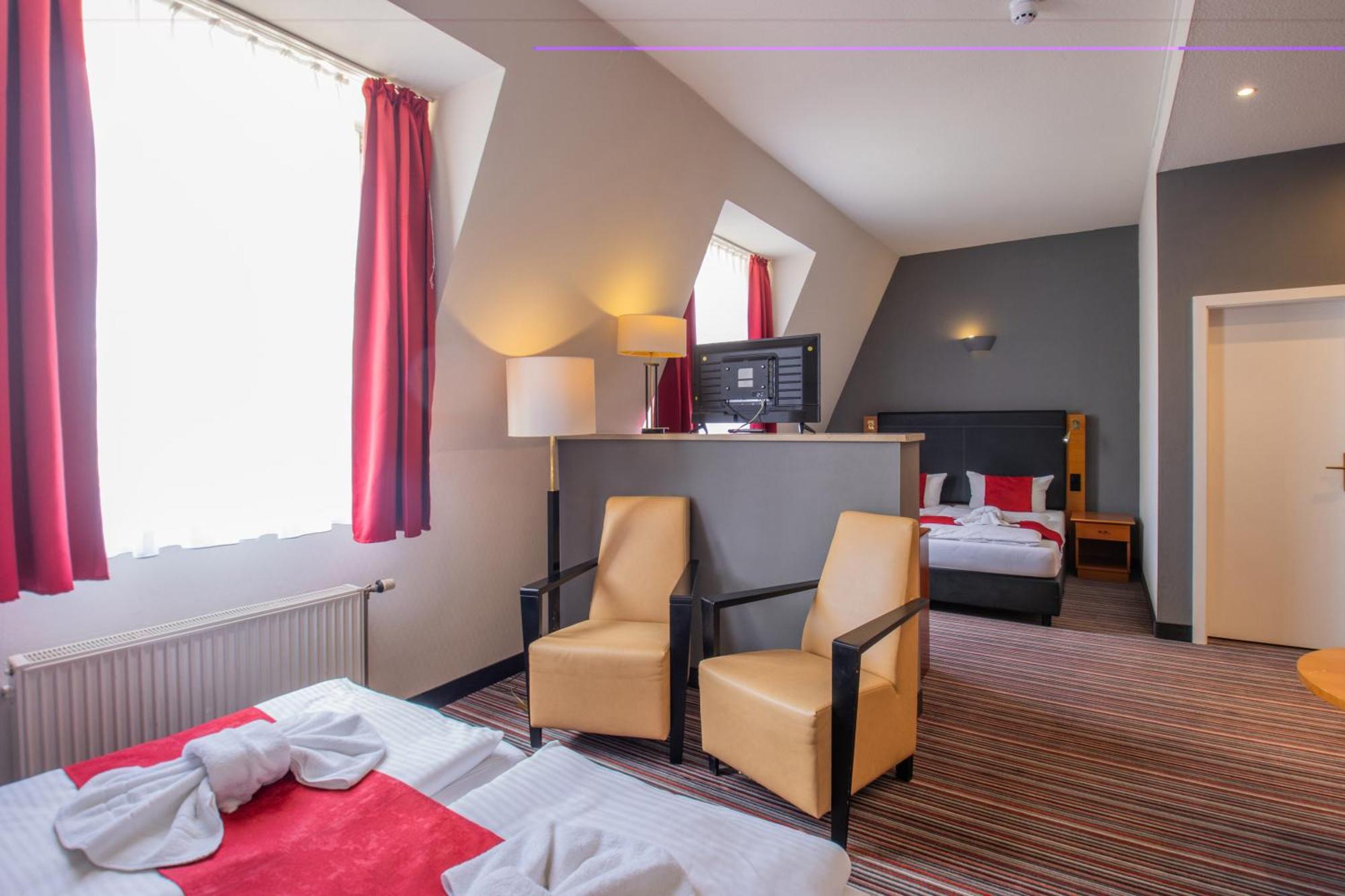 Seehotel Brandenburg An Der Havel Brielow Esterno foto