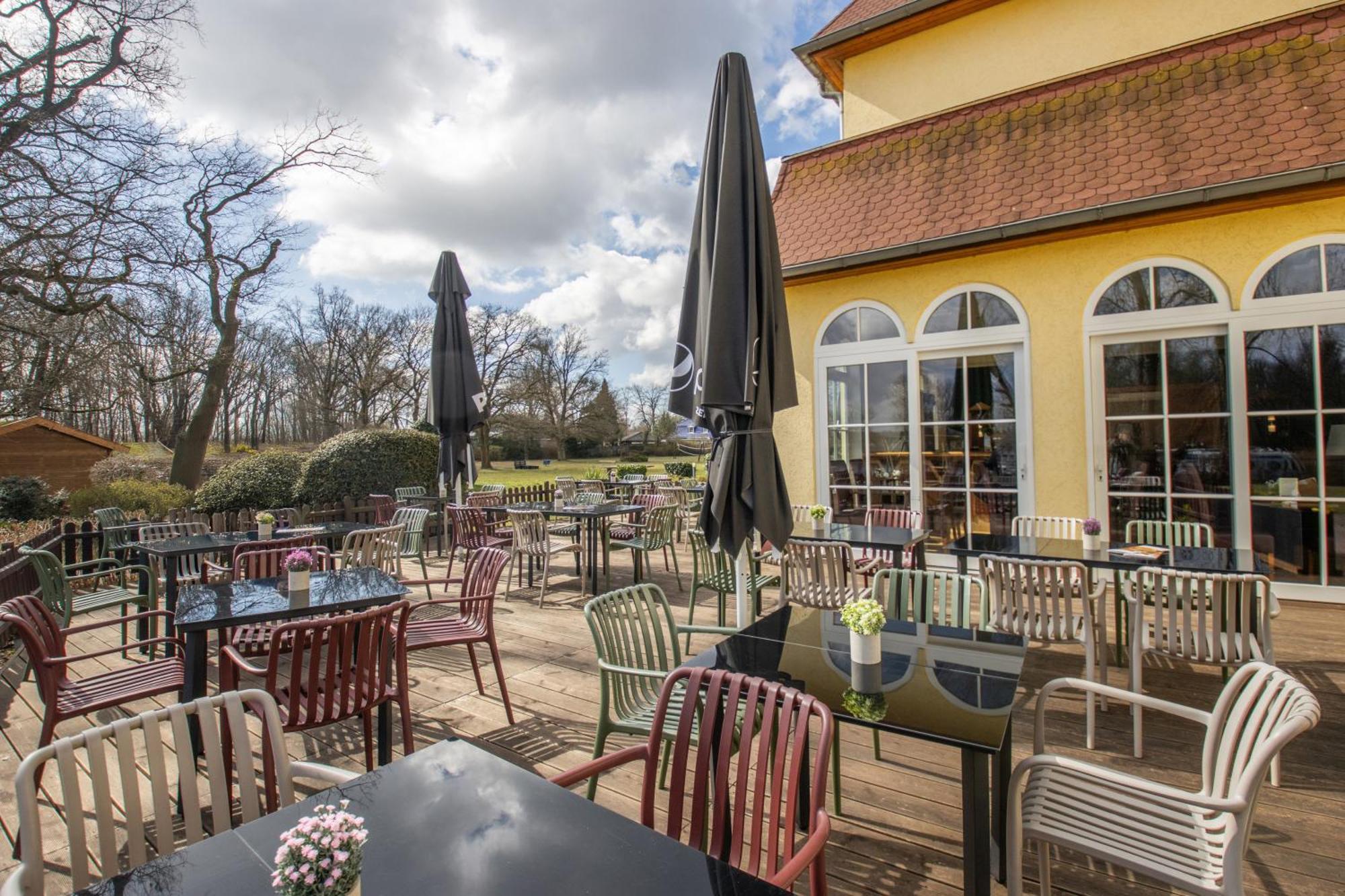 Seehotel Brandenburg An Der Havel Brielow Esterno foto